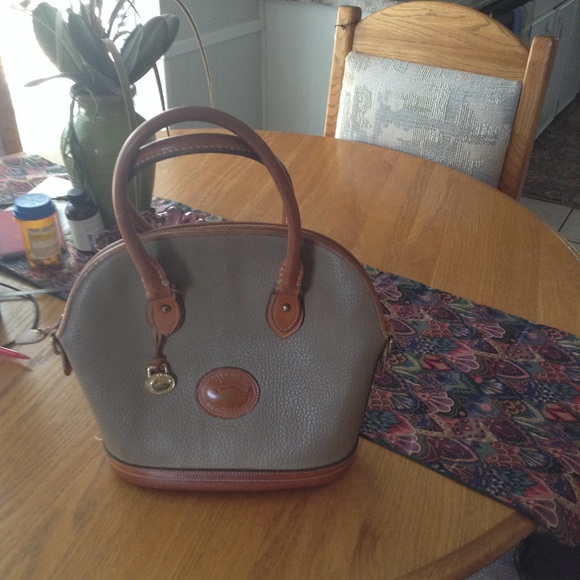 Vtg Dooney & Bourke Domed Satchel - Picture 7 of 7